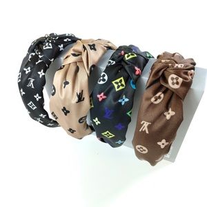 Louis Vuitton Head Band.
